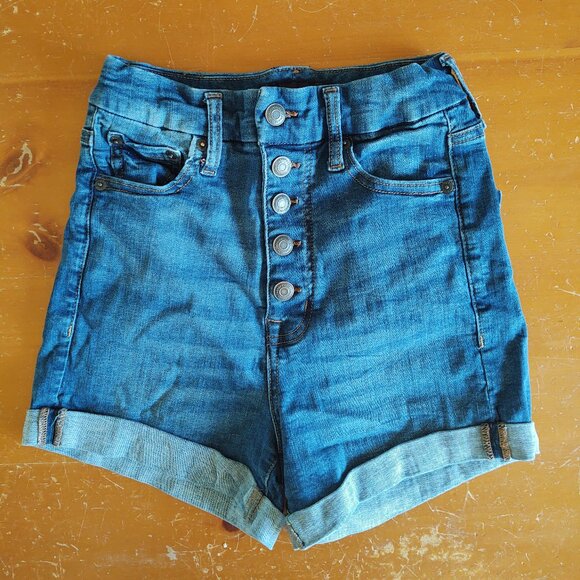 Pants - AEROPOSTALE SUPER HIGH RISECURVY MIDI SIZE 2 BUTTON FLY 5 POCKET CUFFED SHORTS